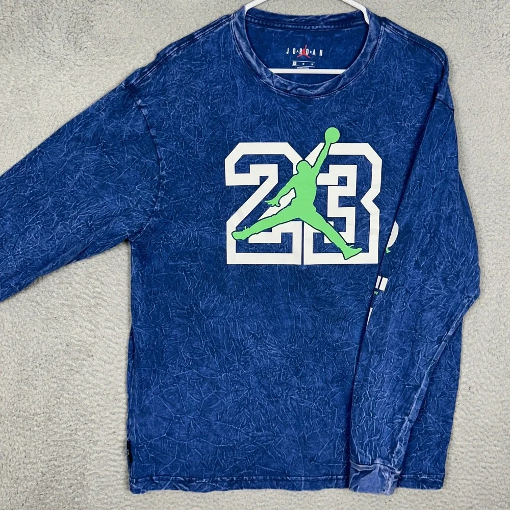 Jordan T-Shirt Mens Medium Acid Wash Blue Jumpman 23 Graphic Long Sleeve Tee EUC